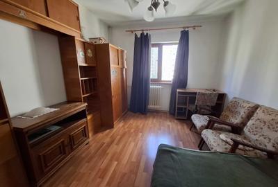 Garsonieră decomandată în Drumul Taberei