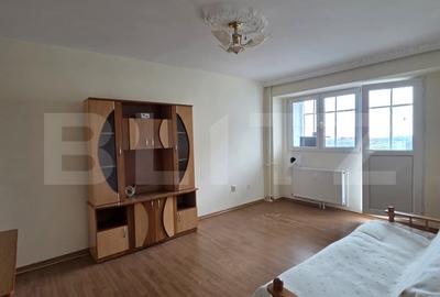 Apartament cu 2 camere decomandat, mobilat în Micro 20