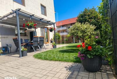 Apartament cu 3 camere decomandat în Central - 1