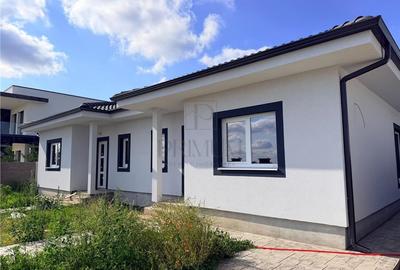 Duplex cu 3 camere cu Teren 300 Mp în Moșnița Veche - 2