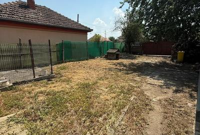 Casă cu 3 camere cu Teren 564 Mp în Sud - 2