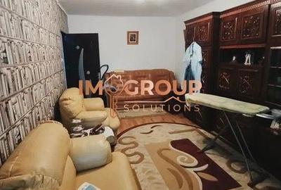 Apartament cu 3 camere decomandat, mobilat în Oancea