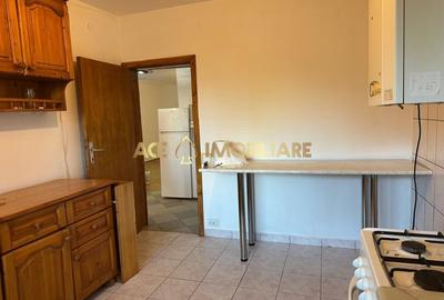 Casă individuală cu 7 camere cu Garaj în Berceni - 12