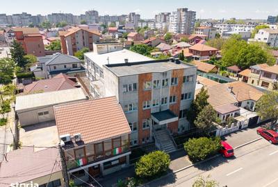 Spațiu comercial, de 1,452 mp, în Central - 1