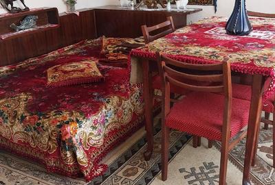 Casă cu 4 camere cu Teren 2600 Mp în Central