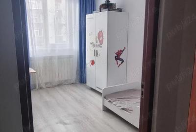 Apartament cu 3 camere semidecomandat în Central - 1