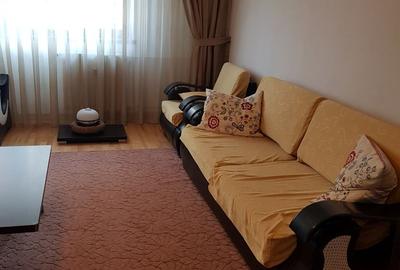 Apartament cu 3 camere, mobilat în Rahova