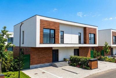 Casă cu 4 camere în Tunari