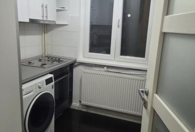 Garsonieră decomandată, mobilată în Titan - 4