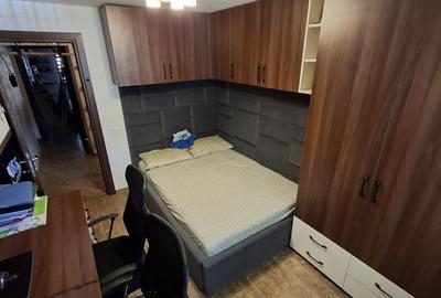 Apartament cu 4 camere în Ostroveni - 9