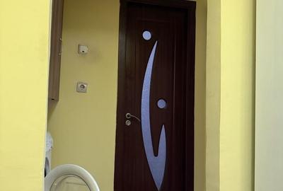 Apartament cu 2 camere decomandat în Exterior Vest