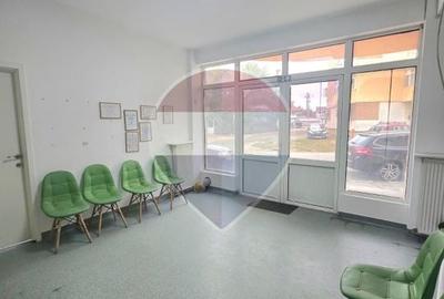Spațiu comercial, de 180 mp, în Central