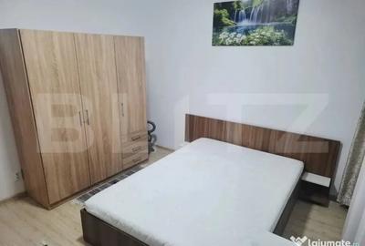 Apartament cu 2 camere semidecomandat în Tătărași