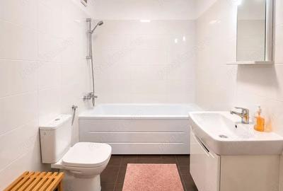 Apartament cu 3 camere decomandat în Torontalului