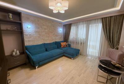 Apartament cu 3 camere decomandat, mobilat în Micro 20
