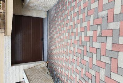 Casă cu Teren 800 Mp în Central