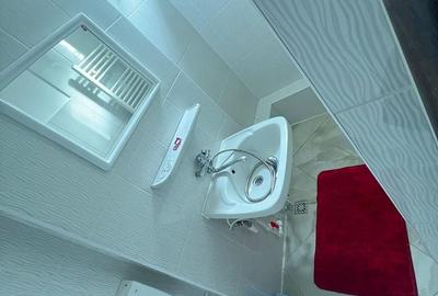 Apartament cu 2 camere în Micro 19