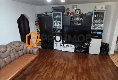 Apartament cu 2 camere semidecomandat în Unirii Sud
