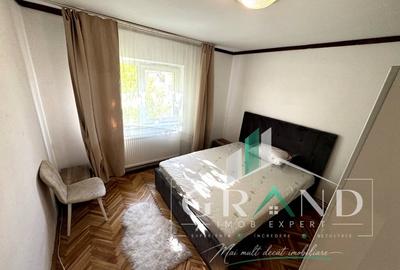 Apartament cu 3 camere decomandat, mobilat în Zorilor
