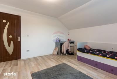 Casă cu 5 camere cu Teren 245 Mp în Miroslava - 7