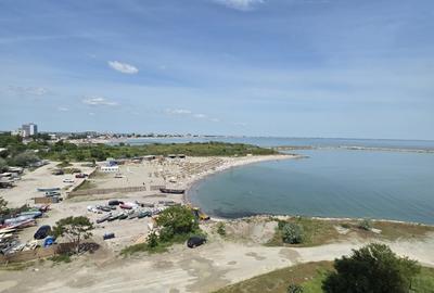Apartament cu 2 camere decomandat, mobilat în Faleza Nord