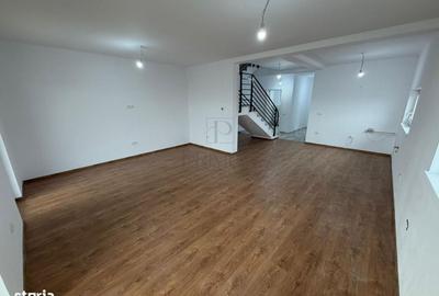 Casă cu 4 camere în Săcălaz