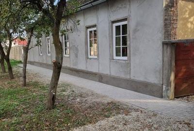 Casă cu 3 camere în Central