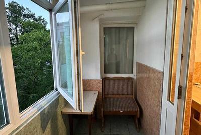Apartament cu 3 camere decomandat în Nicolina - 12