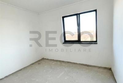 Casă cu 3 camere cu Teren 500 Mp în Sânmartin - 2