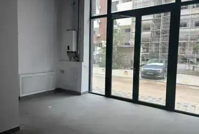 Spațiu comercial, de 84 mp, în Central - 2