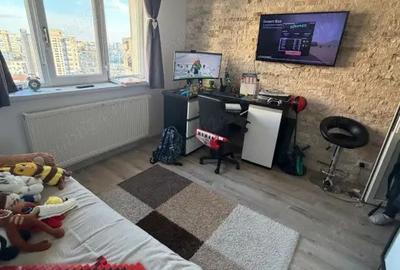Apartament cu 2 camere semidecomandat în Craiovița Nouă - 2