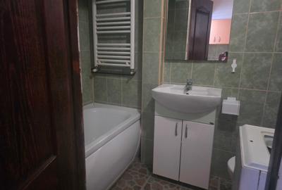 Garsonieră semidecomandată în Buziașului