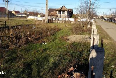 Teren de 700 mp, în Săvinești - 5