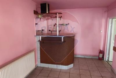 Spațiu comercial, de 67 mp, în Central - 3