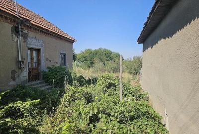 Casă individuală cu 3 camere cu Teren 550 Mp în Ciupercenii Noi