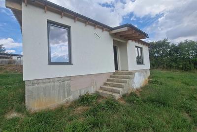 Casă cu Teren 660 Mp în Central