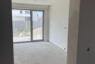 Apartament cu 3 camere decomandat în Ghiroda - 2