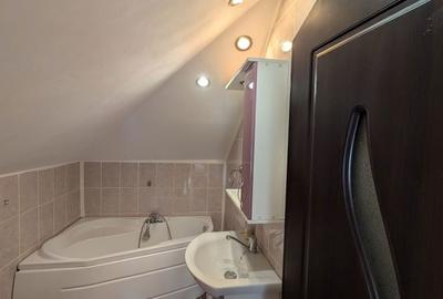 Casă cu 4 camere în Central - 16