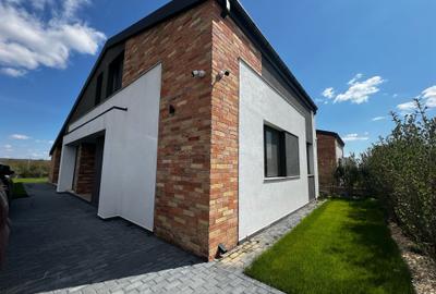 Casă cu 4 camere cu Teren 500 Mp în Nord