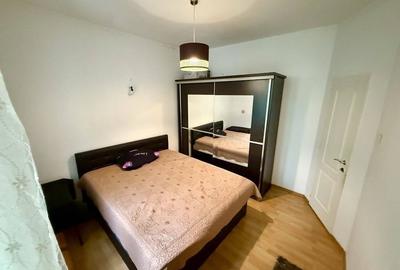 Apartament cu 3 camere în Zorilor
