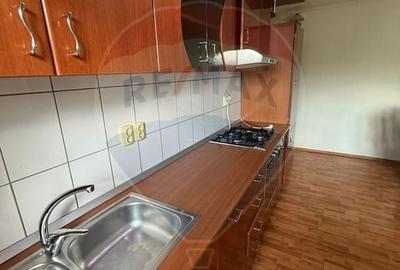Apartament cu 3 camere decomandat, mobilat în Central - 6