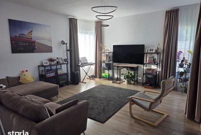 Casă cu 4 camere cu Teren 406 Mp în Tunari