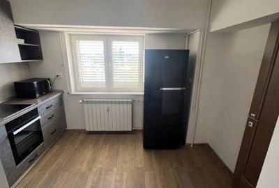 Apartament cu 4 camere, mobilat în Ultracentral