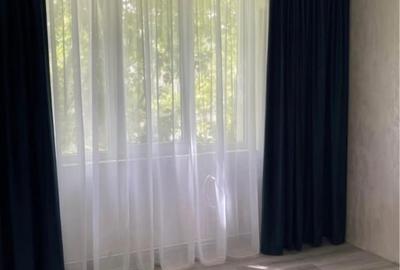 Apartament cu 3 camere decomandat în Alexandru cel Bun - 2