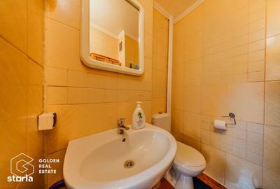 Apartament cu 3 camere semidecomandat în Micălaca