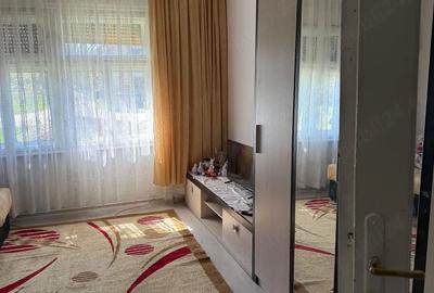 Casă cu 3 camere în Macoviște (Ciuchici)