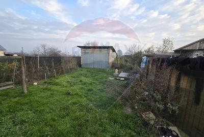 Casă cu 4 camere cu Teren 405 Mp în Periferie - 1