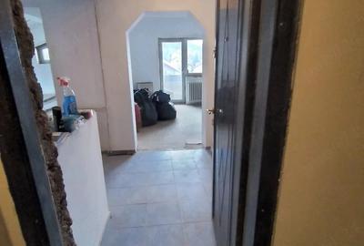 Apartament cu 2 camere decomandat în Răcădău - 1