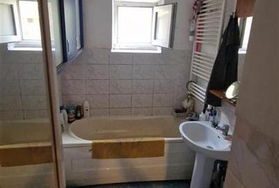 Apartament cu 2 camere decomandat în Cug - 3