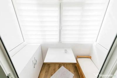 Apartament cu 3 camere semidecomandat în Central